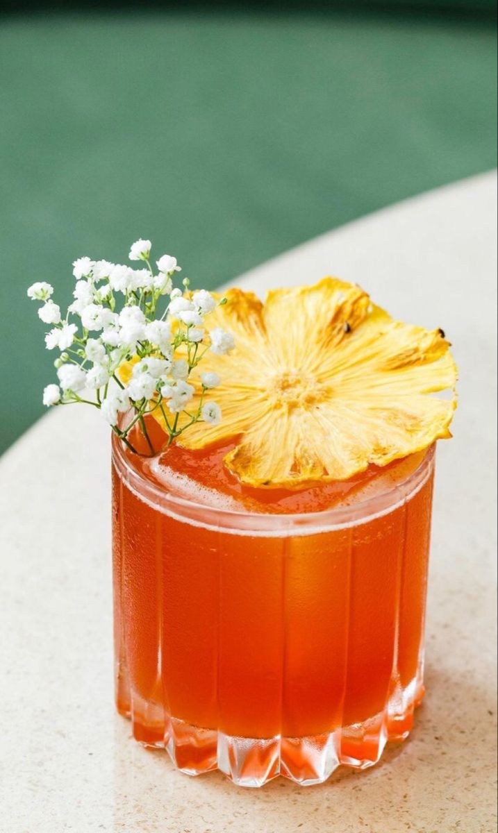 tea with dried pineapple slice